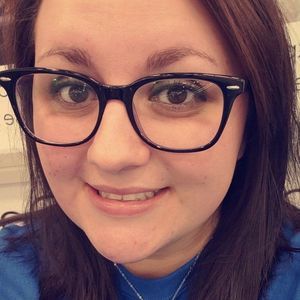 Meet your Posher, Abby